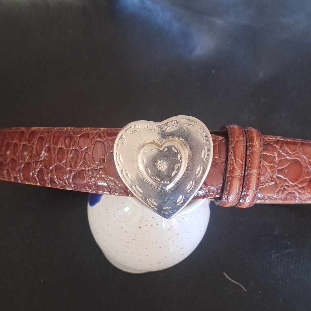 Harken Belt Genuine Leather Size M Made In The USA 34" Long With A Hart Buckle - Picture 3 of 6
